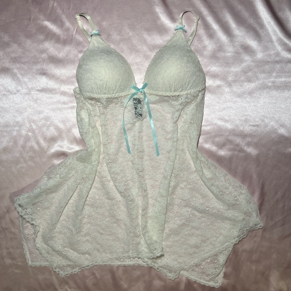 The most perfect angelic lace slip🩵